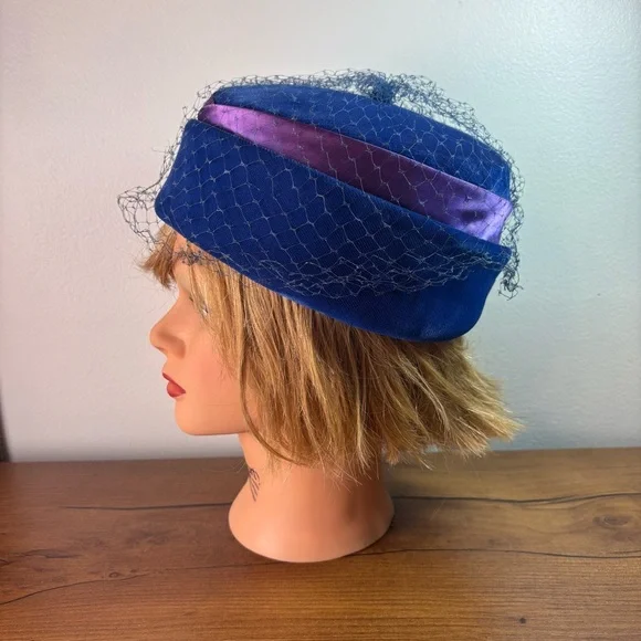 VTG 50s Pillbox Millinary Veiled Netting Hat Headpiece Blue Velvet Mod - Picture 4 of 12